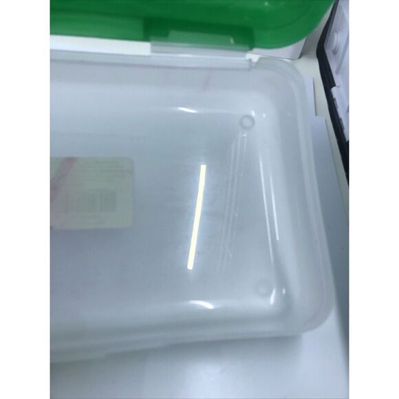 Spacemaker Vintage Plastic Pencil Case Box -  Green Top and Frosted Clear Bottom - Picture 9 of 12